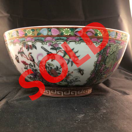 Large Vintage Chinese Export Canton Famille Rose Medallion Porcelain Bowl
